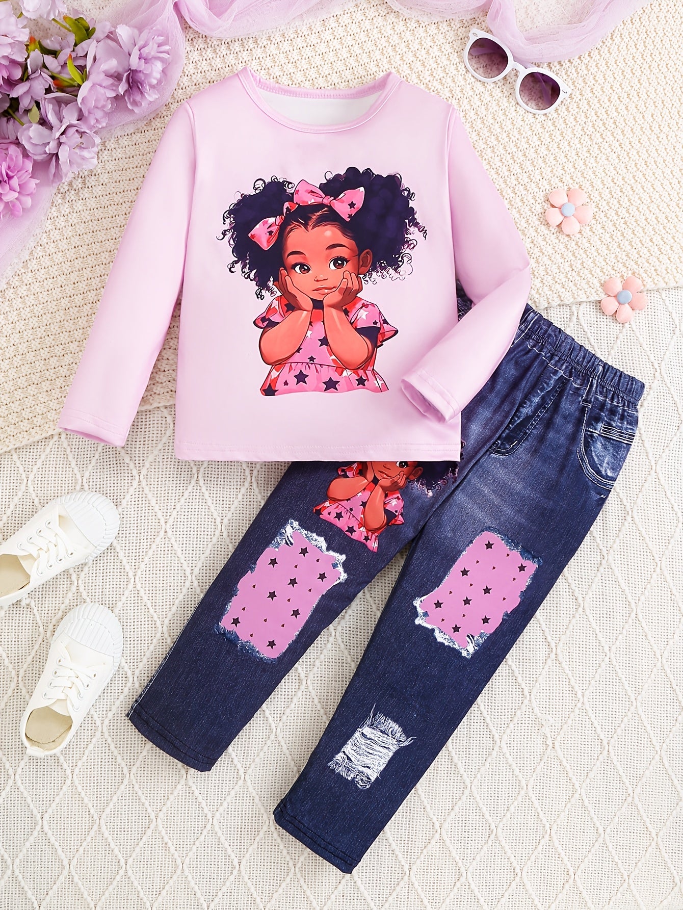 2pcs Girls' Cute Doll Print & Faux Denim Overalls Set - White Smock Dress + Blue Jeans-Like Leggings with Doll Face Print (Eyes/Nose/Mouth), Machine Washable Spring/Fall Outfit for Party, Everyday Play & Dress-Up , Perfect fo