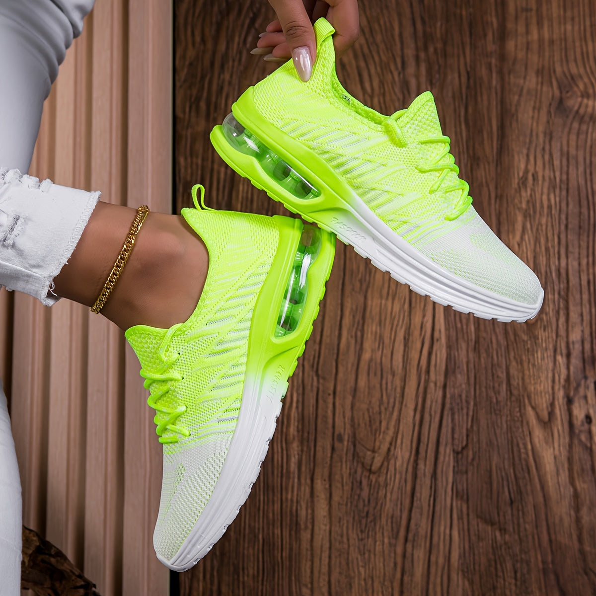 Women's Summer White-to-Green Gradient Breathable Mesh Running Shoes - Lightweight Anti-Slip PU Sole, Airy Knit Upper, Thick Cushioned Comfort for Walking, Travel & Casual Wear | All-Season Lace-Up Sneakers with Shock-Absorbi