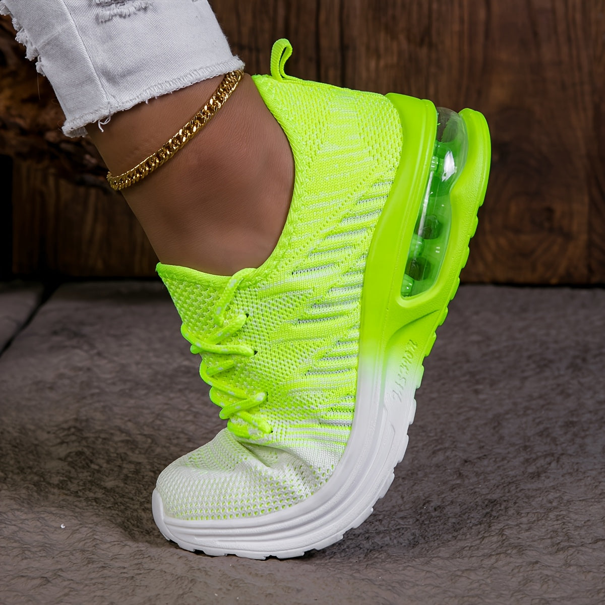 Women's Summer White-to-Green Gradient Breathable Mesh Running Shoes - Lightweight Anti-Slip PU Sole, Airy Knit Upper, Thick Cushioned Comfort for Walking, Travel & Casual Wear | All-Season Lace-Up Sneakers with Shock-Absorbi