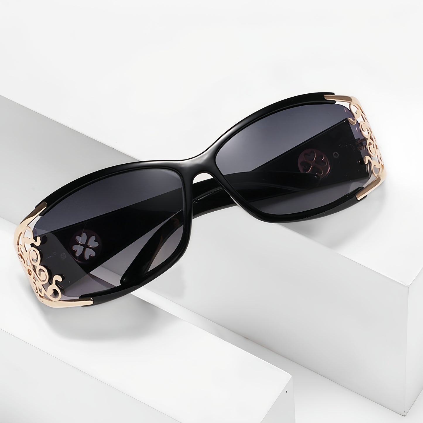 Glasses For Women Hollow Carved Lace Frame Design Ladies Shades Fashion Square Glasses Ladies Driving Shades With Protection