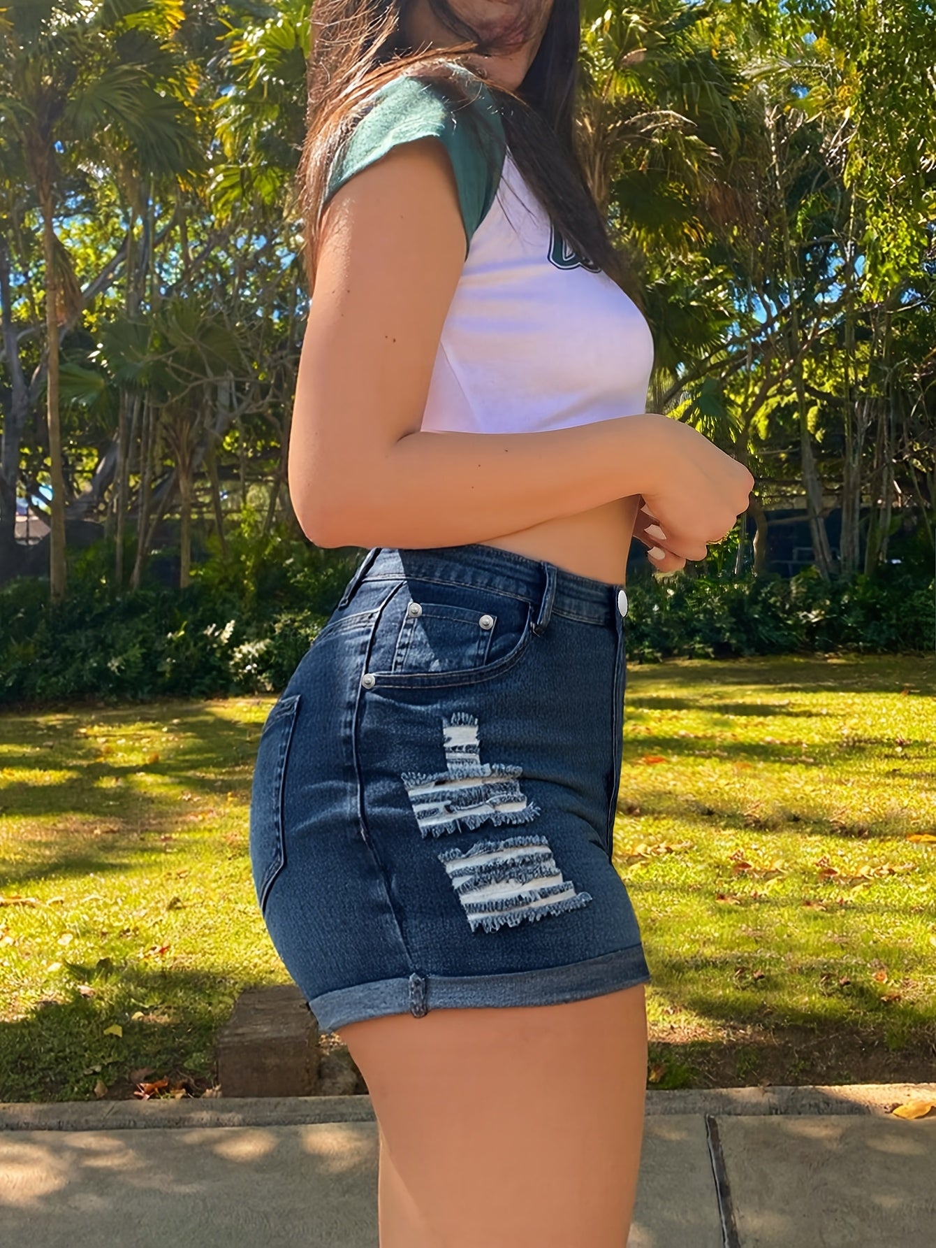 Women's Stretch Denim Shorts with Distressed Knee Rips - Mid-Rise Built-In Zipper Casual Summer Shorts, Machine Washable & Non-See-Through for Casual Attire, Ripped Jean Shorts, Comfortable Stitching