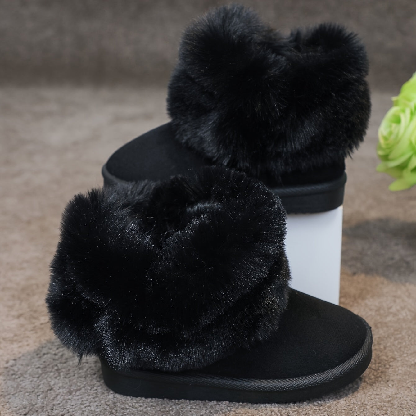 Girls' Cozy Fleece-Lined Slip-On Snow Boots with Plush Collar & - Warm Winter Boots with TPR Sole, &, Mid-Calf Height, Solid Color For Outdoor Play & Casual Wear, Winter Boots, Playful Design, Durable Construction