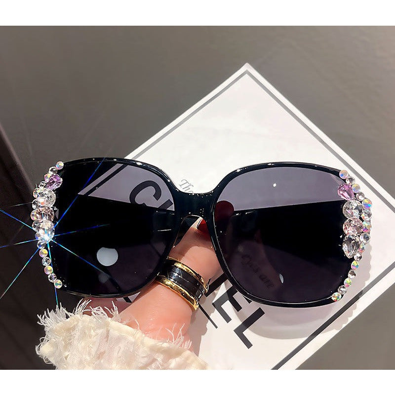 Trendy Glasses for Women That Offer Protection, Glare Reduction, And Are Ultra-Light for Driving.