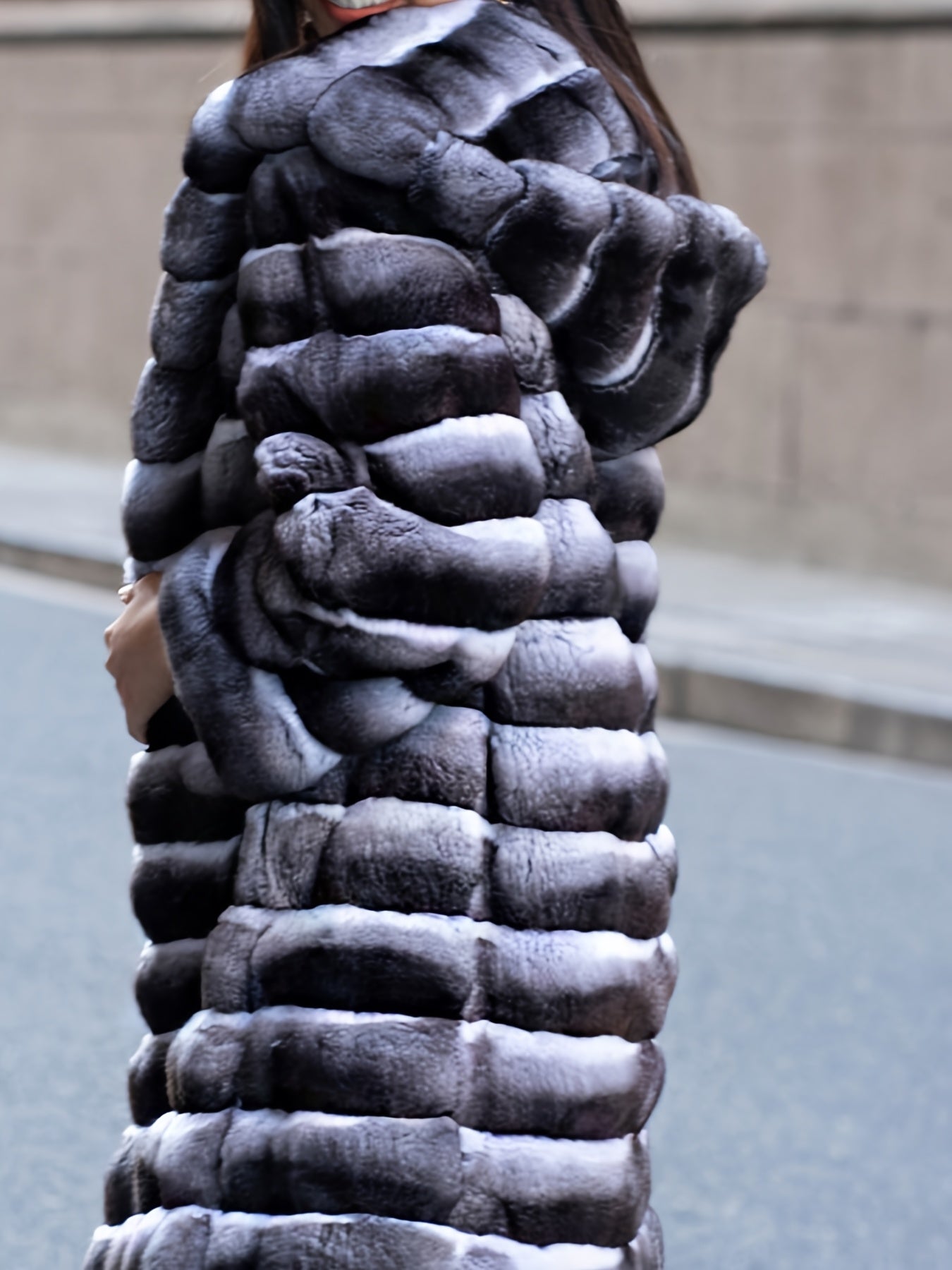 Women'S & Men'S Thick Warm Faux Fur Hooded Coat - Heavy-Duty Winter Jacket with Plush Lining, Full-Zip Closure, Medium-Long Length, Soft Faux Fur Exterior, Casual Outdoor Winter Coat for Men & Women, Warm Winter Coat for Cold