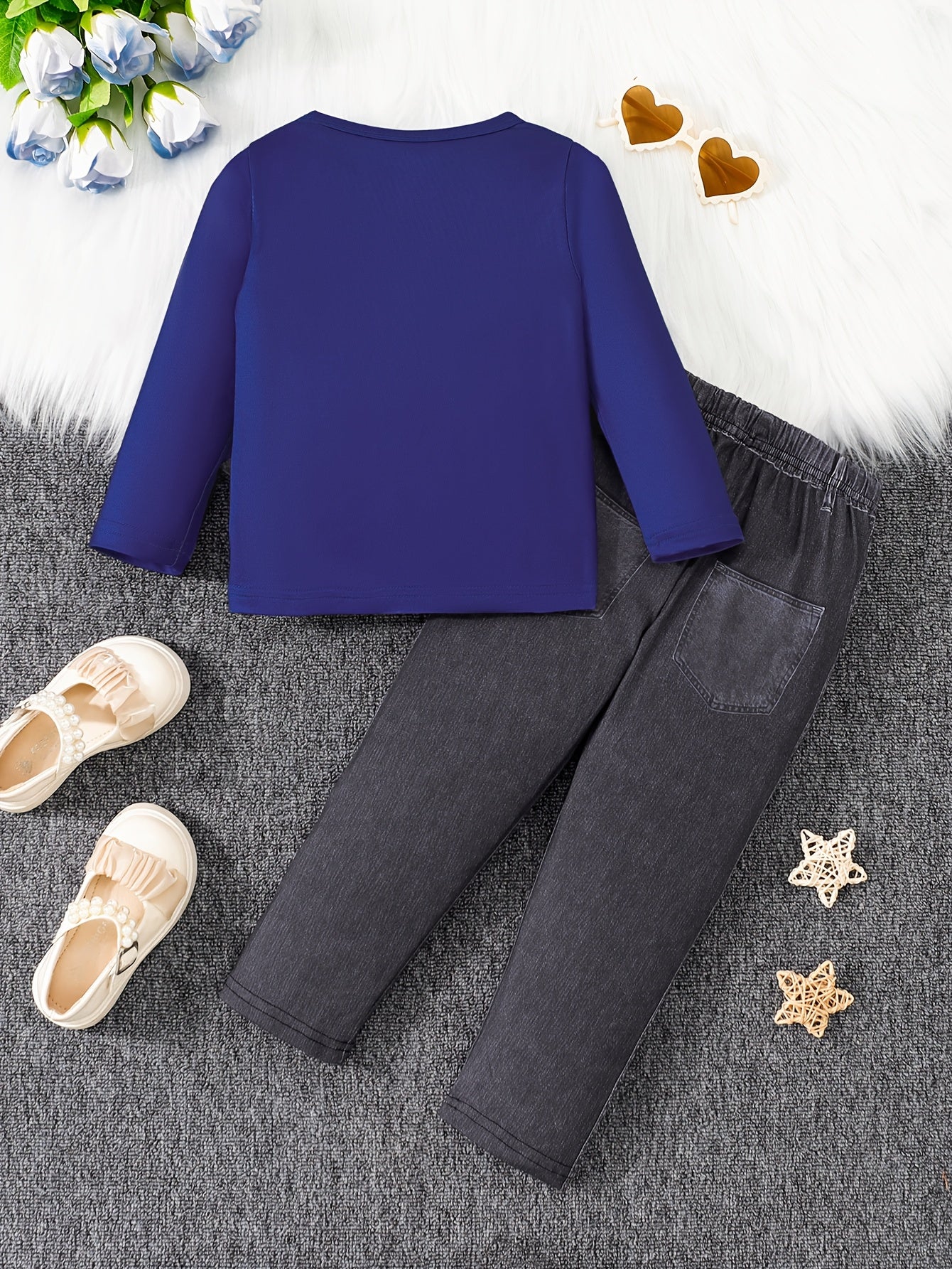 2pcs Girls' Cute Doll Print & Faux Denim Overalls Set - White Smock Dress + Blue Jeans-Like Leggings with Doll Face Print (Eyes/Nose/Mouth), Machine Washable Spring/Fall Outfit for Party, Everyday Play & Dress-Up , Perfect fo