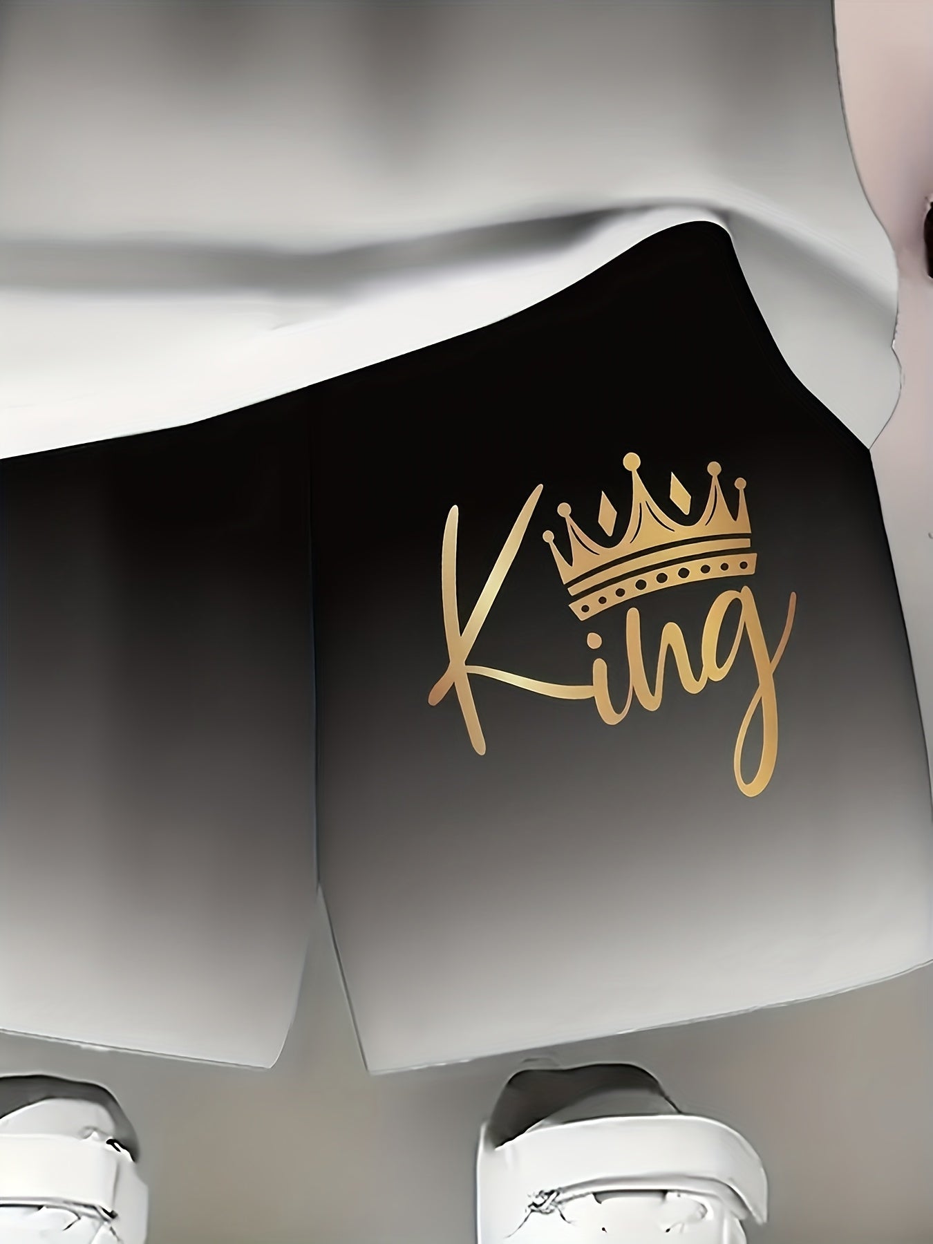 Summer Fashion Boys Cool Gradient Black Golden Letter "King" Crown Short Sleeve Shorts Set, Perfect For Summer Outdoor Activities, Daily Wear, Leisure, Entertainment, Parties, School, Travel, An Ideal Gift, for Outdoor