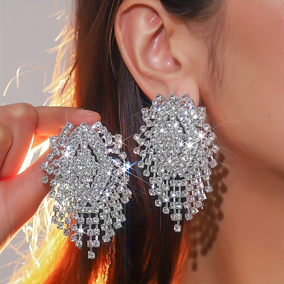 [Customer Favorite] Dazzling, Elegant Silvery-Plated Rhinestone Tassel Earrings - Sparkling Copper Dangle Jewelry for Weddings, Parties & Gifts