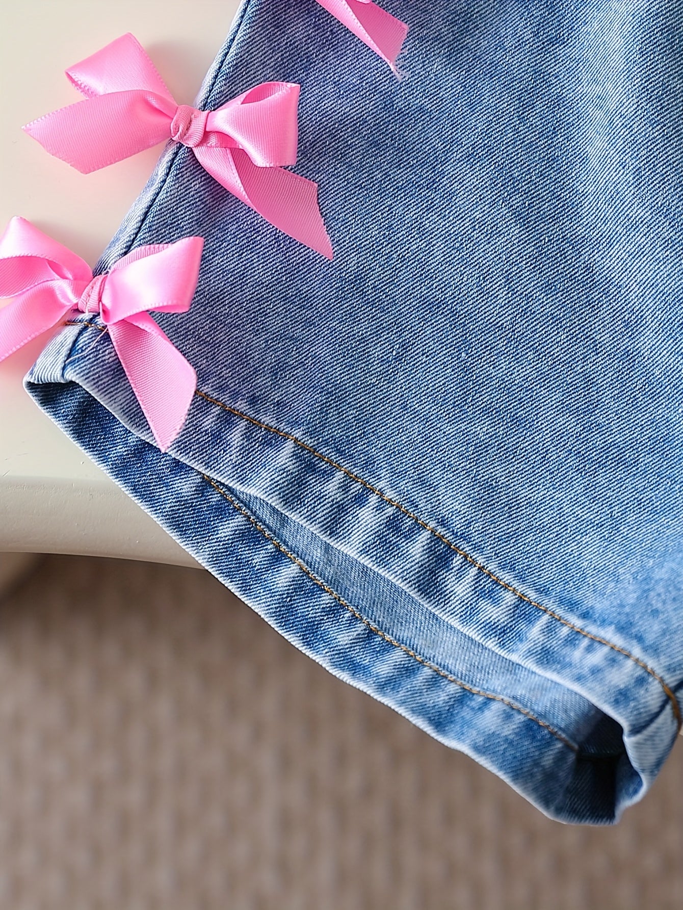 Girls' Summer Round Neck Short Sleeve Simple Versatile Cute Bow Print Top with Denim Shorts Set for Home Leisure Outing Daily Shopping Wear, for Outdoor