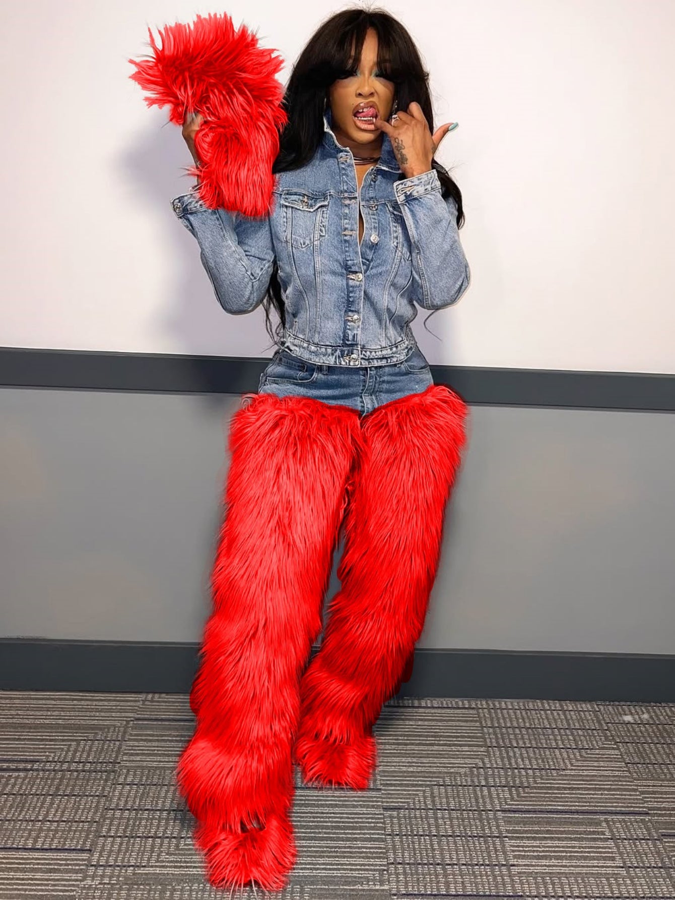 Women'S High-Waisted Wide-Leg Jeans with Faux Fur Trim & Washed Denim - Elastic Waist Casual Pants, Light Distressed Hem, Non-Stretch Durable Fabric for Spring/Fall Outfits, Everyday to Semi-Formal Wear (No Belt Loops) - Vers