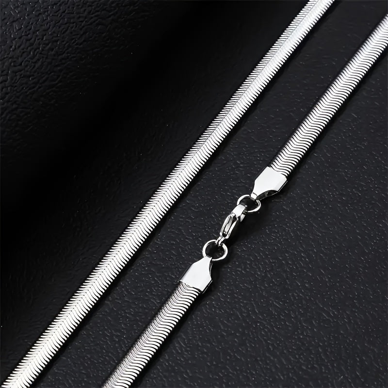 [Stainless Steel Necklace] Stainless Steel Men's Flat Snake Chain Necklace | Bohemian Style, Uncoated Geometric Collarbone Jewelry, Fashionable And Simple Design, Suitable For Daily Wear And Gifts