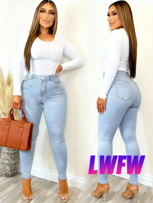 [Plus Size Skinny Jeans] Stretchy & Comfortable Plus Size High-Waist Skinny Jeans for Women | Casual Style, Pencil Pants with Zip Closure, Machine Washable - Ideal for Casual Attire